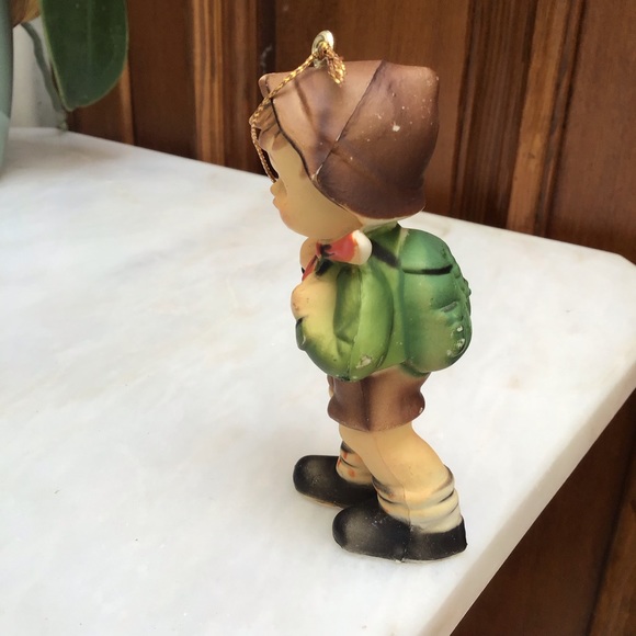 Vintage Hummel Christmas Ornament - Picture 2 of 4